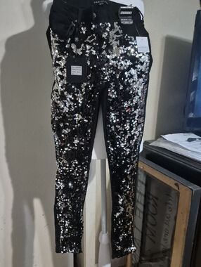 BEAUTIFUL Parisian Black Skinny Sequin Pants